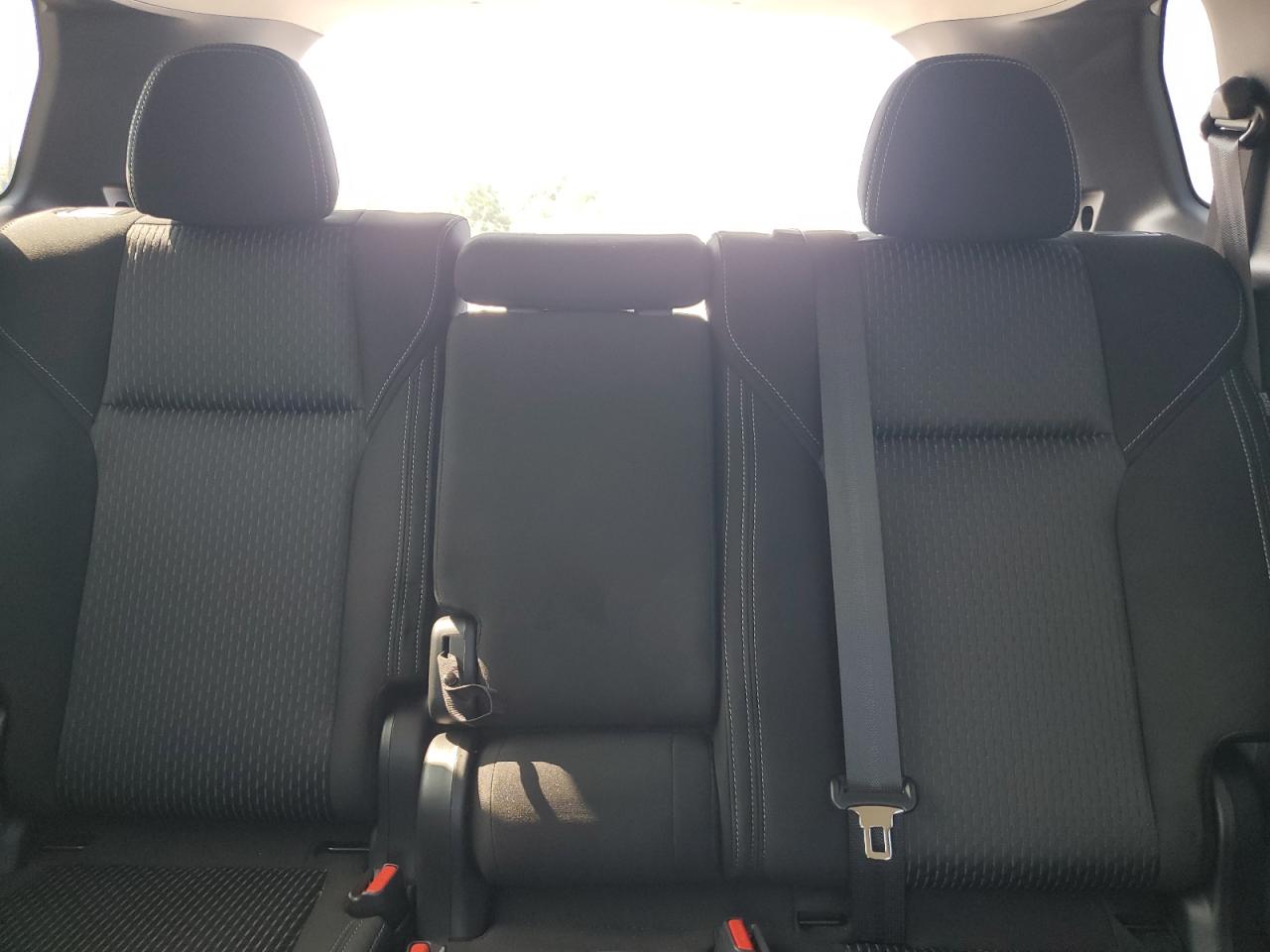 MITSUBISHI OUTLANDER ES