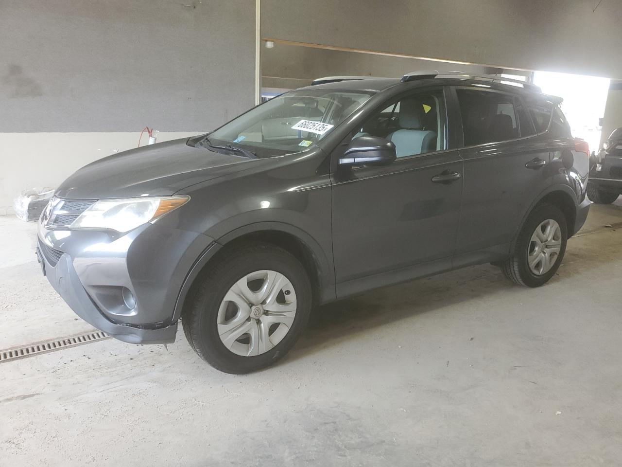 TOYOTA RAV4 LE
