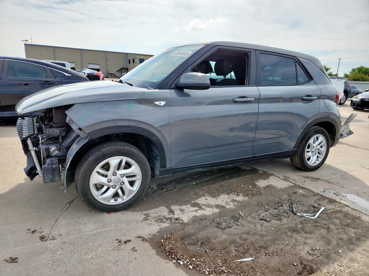 HYUNDAI VENUE SE