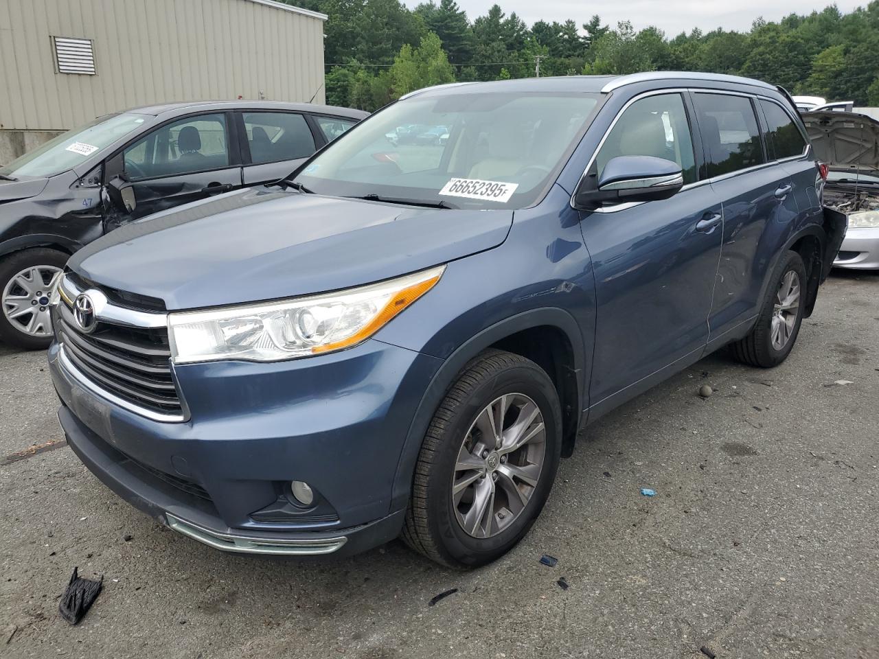 TOYOTA HIGHLANDER XLE
