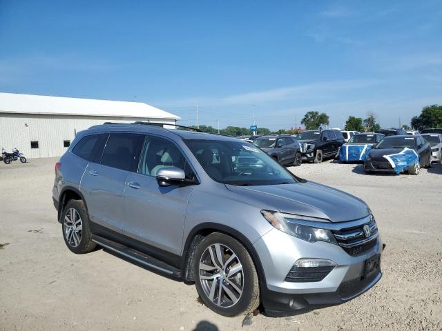 2018 HONDA PILOT TOUR 5FNYF6H99JB025070