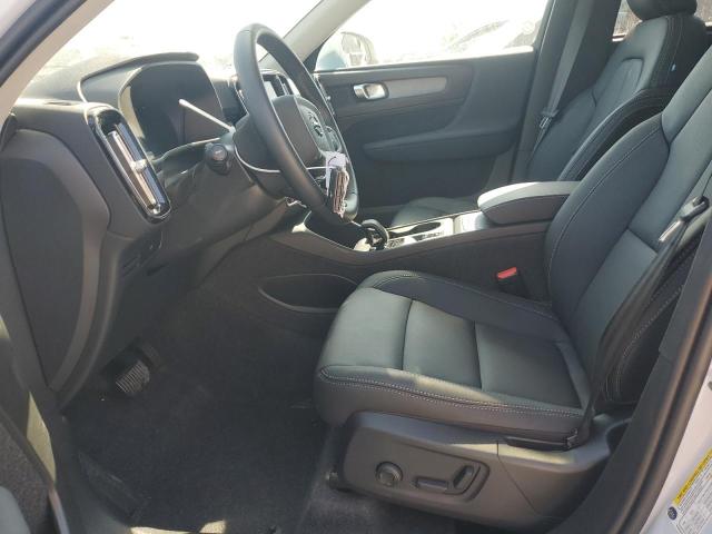 2025 VOLVO XC40 CORE YV4L12UJ3S2577263