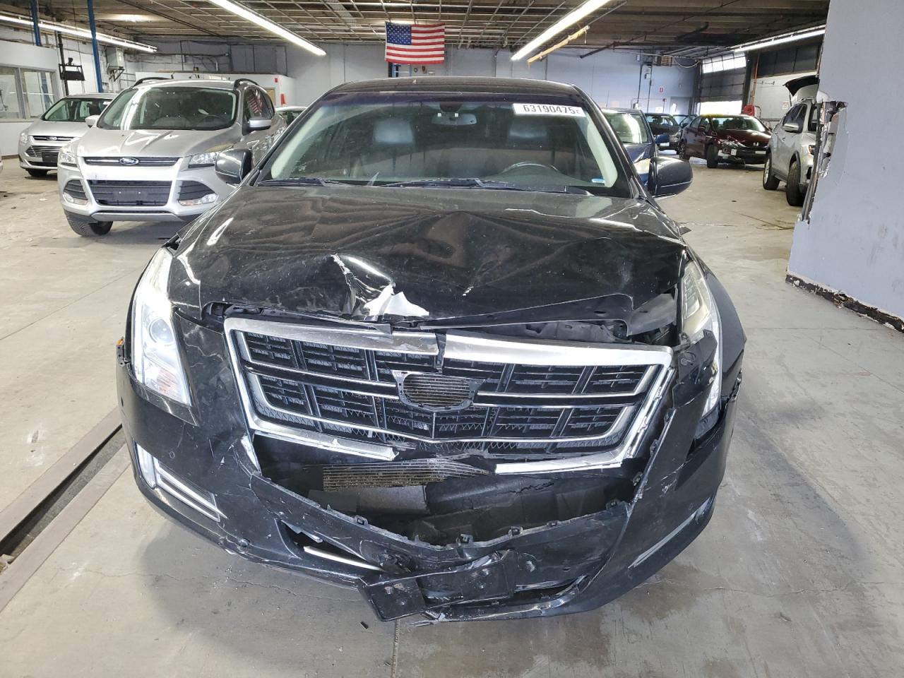 CADILLAC XTS LUXURY COLLECTION