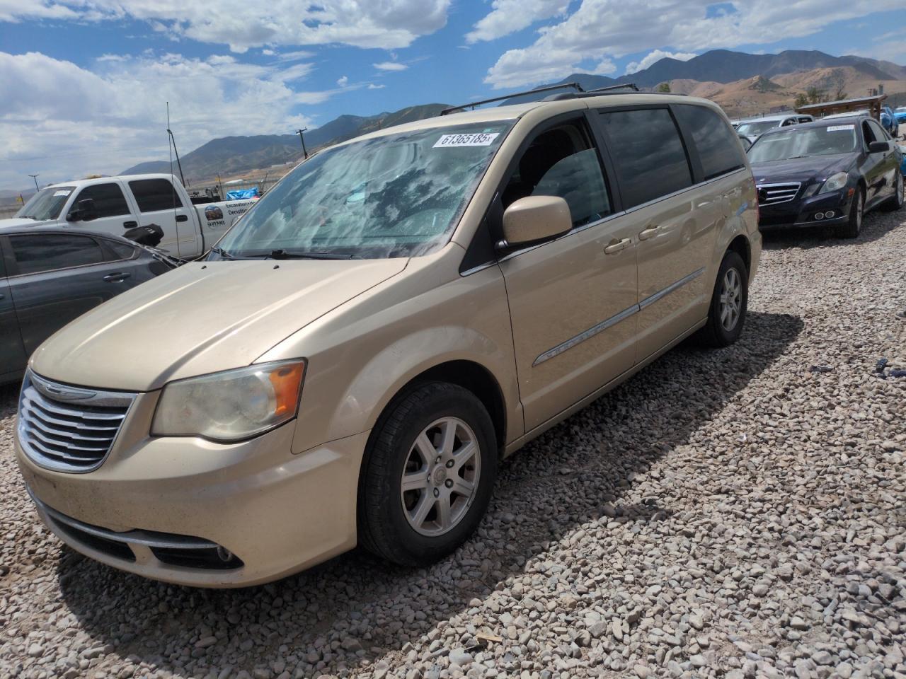 CHRYSLER TOWN & COUNTRY TOURING
