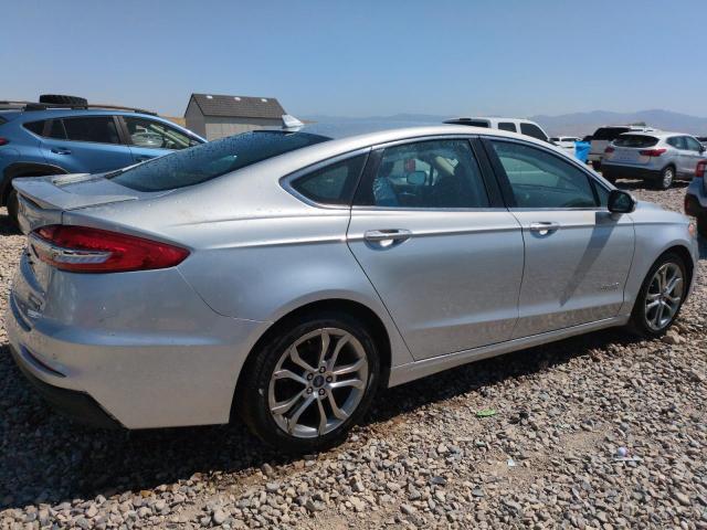 2019 FORD FUSION 3FA6P0RU2KR105045