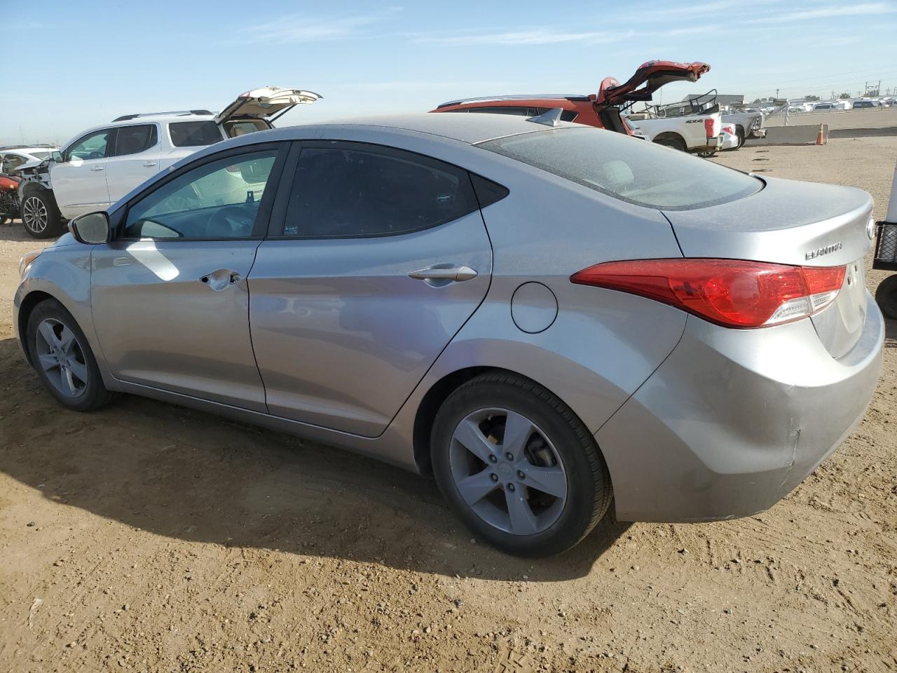 HYUNDAI ELANTRA GLS