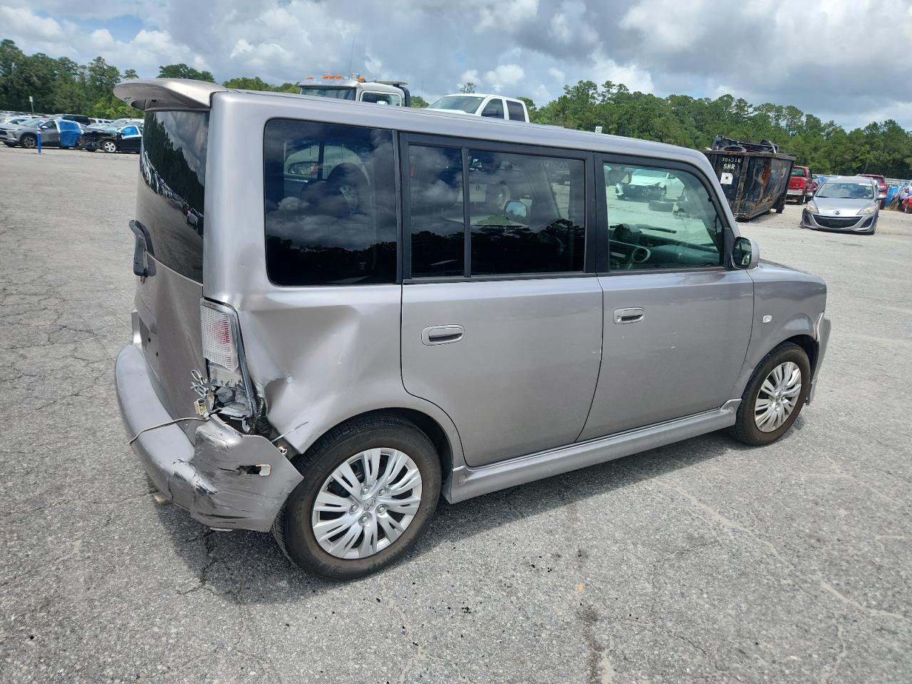 Lot #3297102490 2006 TOYOTA SCION XB