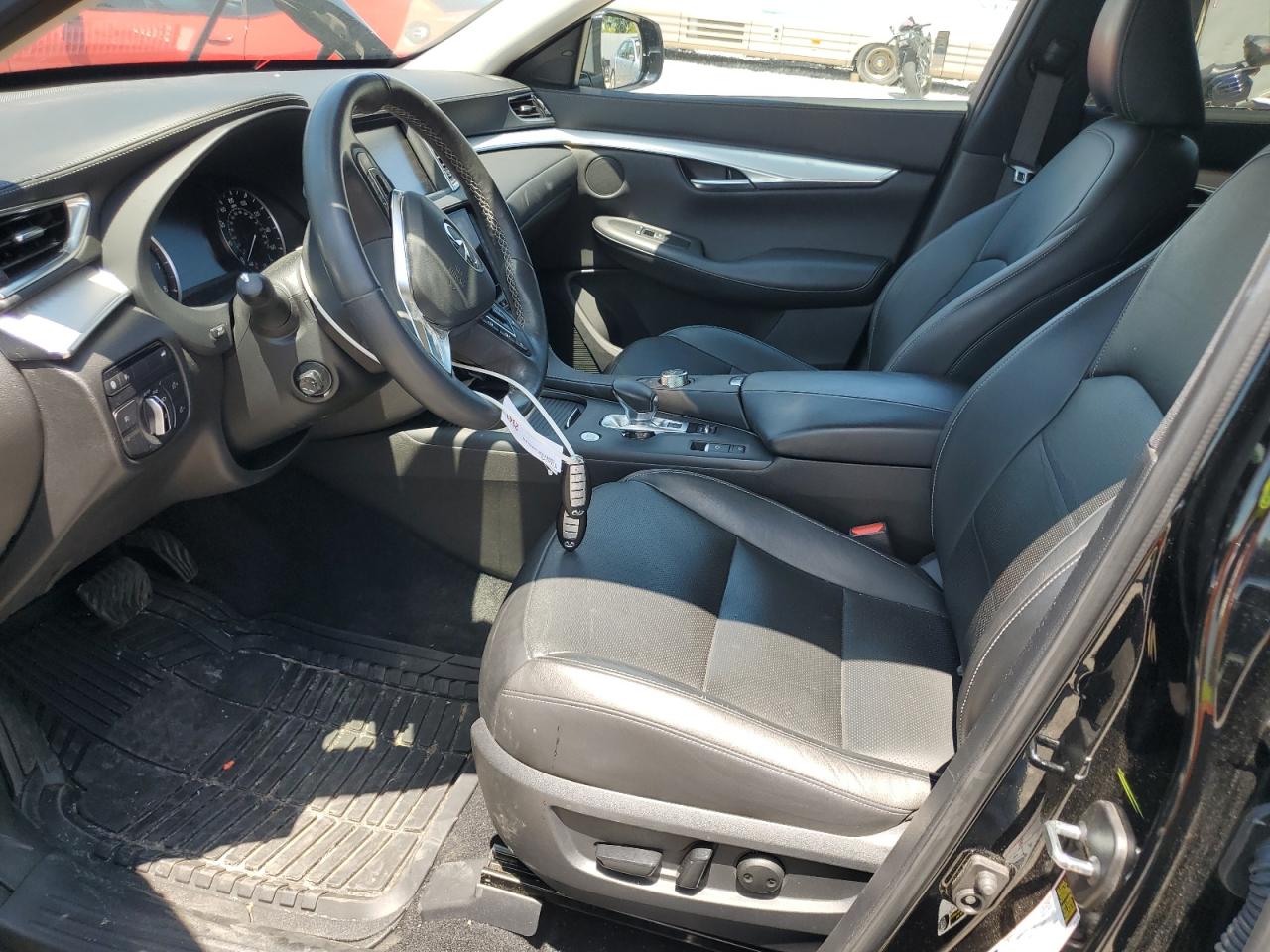 INFINITI QX50 ESSENTIAL