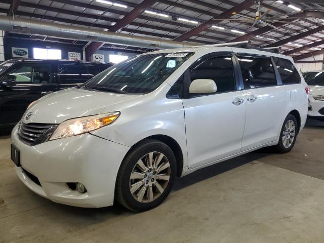 TOYOTA SIENNA XLE