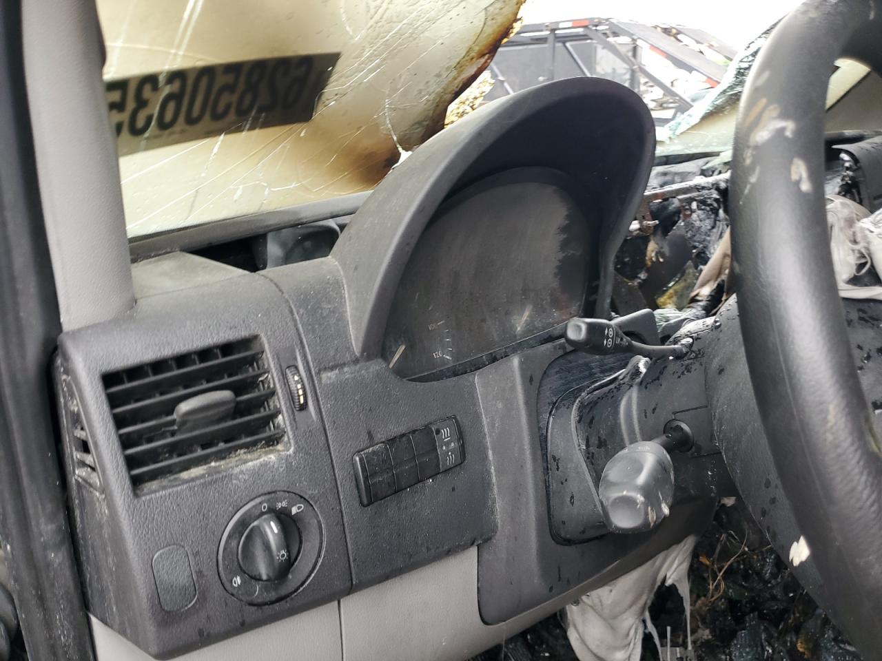 MERCEDES-BENZ SPRINTER 2500