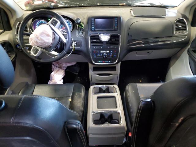 2015 CHRYSLER TOWN & COU 2C4RC1BG4FR560679