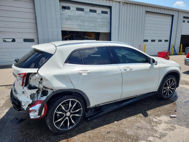 2017 MERCEDES-BENZ GLA 250 WDCTG4EB9HJ293407
