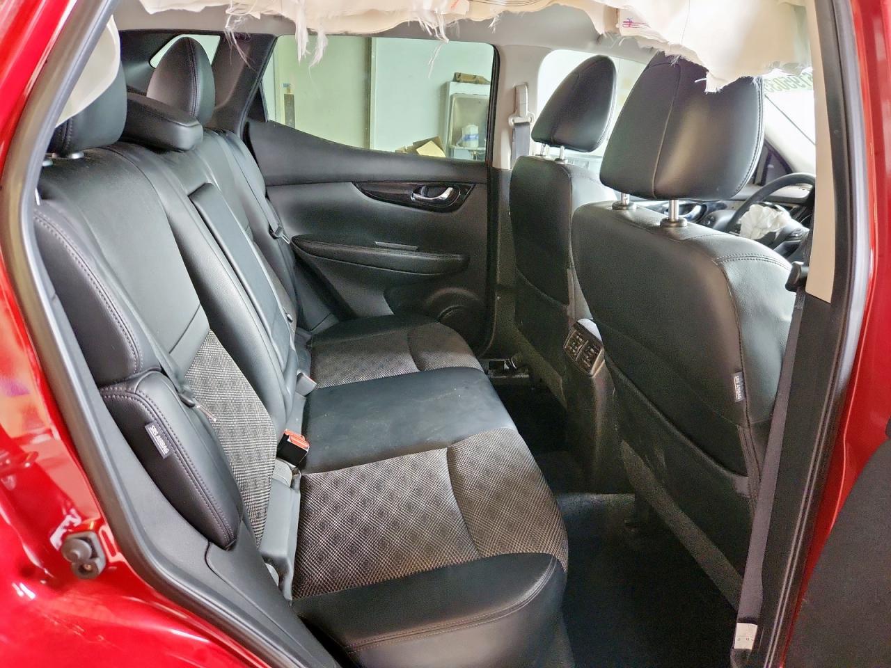 NISSAN ROGUE SPORT SV