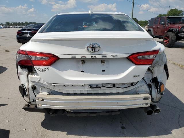 2018 TOYOTA CAMRY L 4T1B11HK0JU093769