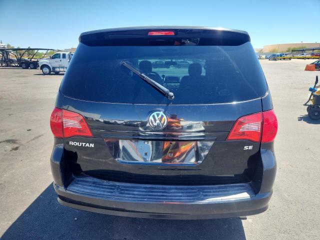 2010 VOLKSWAGEN ROUTAN SE - 2V4RW3D10AR199378