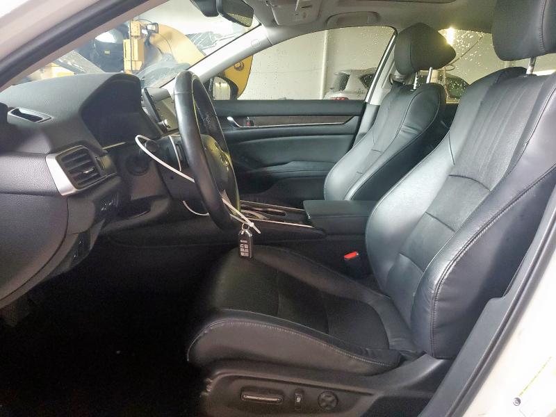 2018 HONDA ACCORD TOU - 1HGCV3F97JA016912