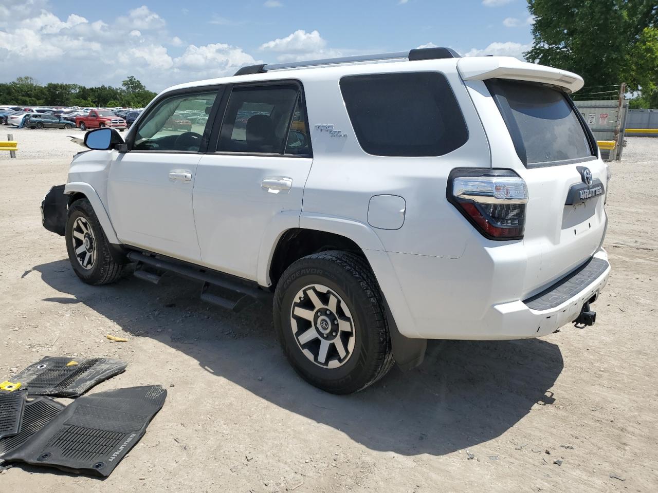 TOYOTA 4RUNNER SR5/SR5 PREMIUM