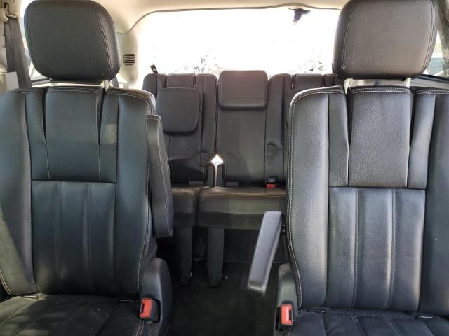 2015 CHRYSLER TOWN & COU 2C4RC1BG6FR731058