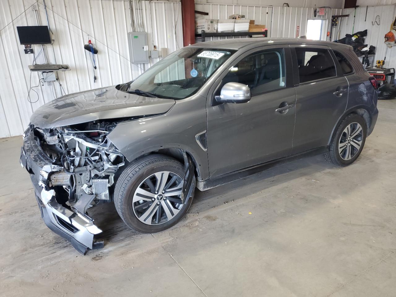 MITSUBISHI OUTLANDER ES