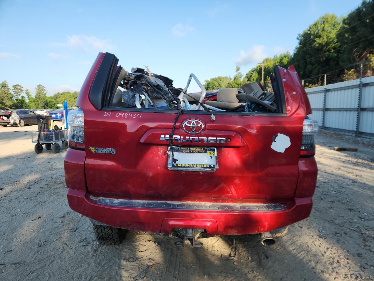 TOYOTA 4RUNNER SR5/SR5 PREMIUM