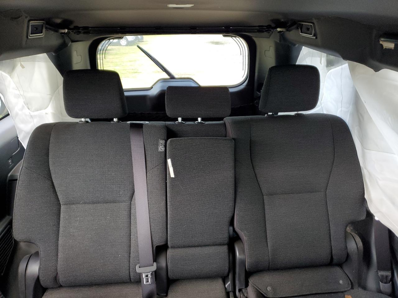 TOYOTA LAND CRUISER BASE