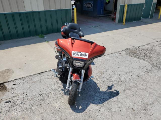 2025 HARLEY-DAVIDSON FLHXU 1HD1AK711SB607042