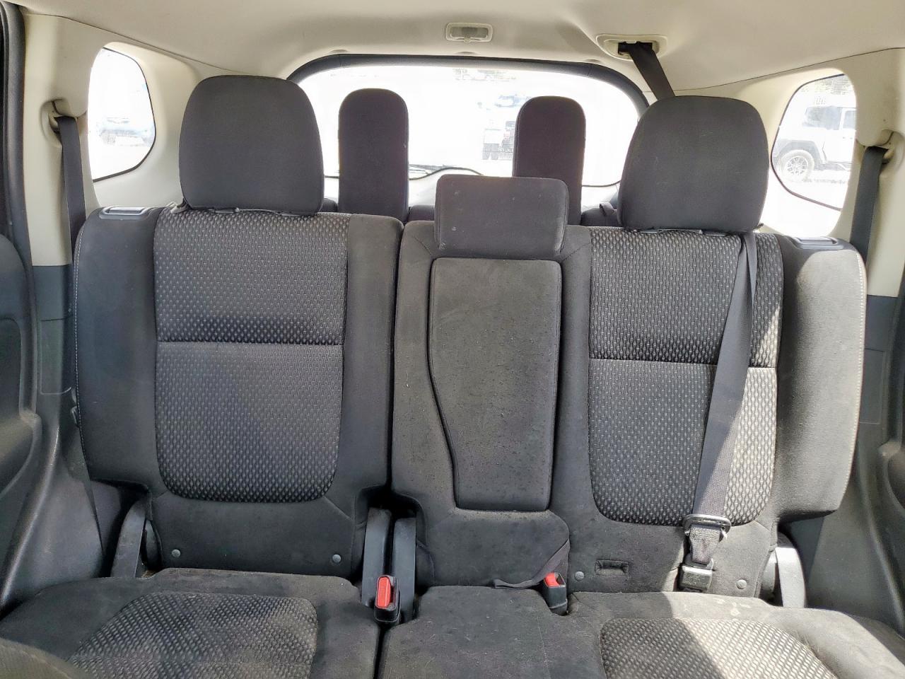 MITSUBISHI OUTLANDER SE