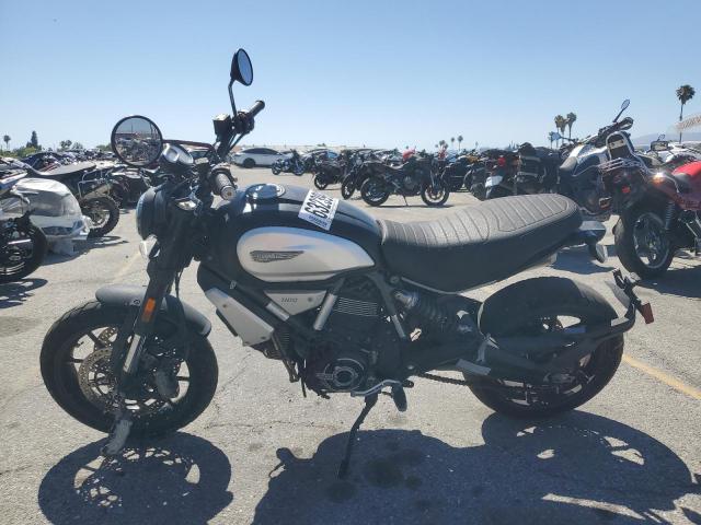 DUCATI SCRAMBLER 2022 silver  gas ML0KAFCPXNT001051 photo #4