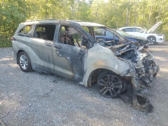 2022 TOYOTA SIENNA LE - 5TDGSKFC2NS063059
