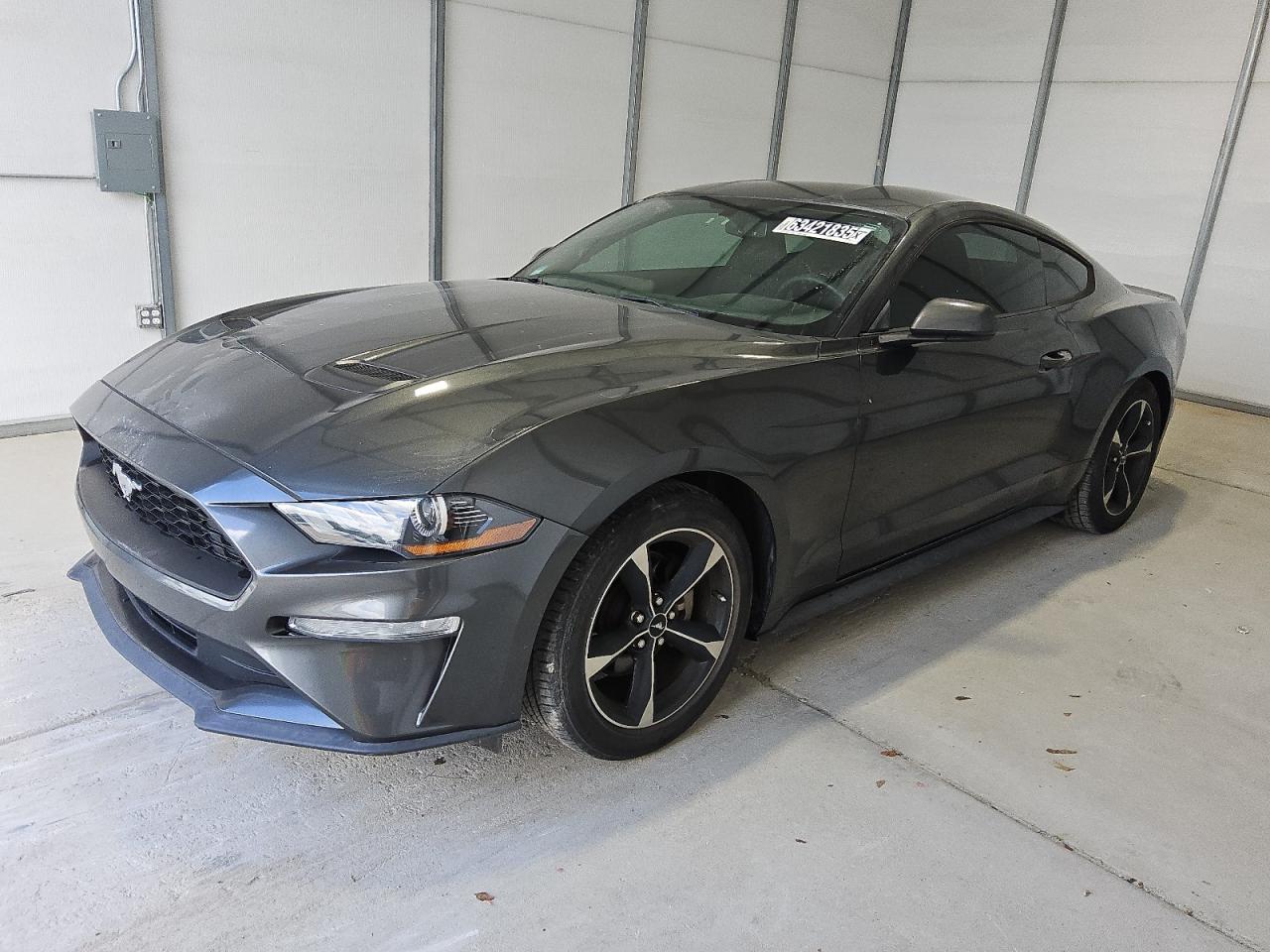 FORD MUSTANG