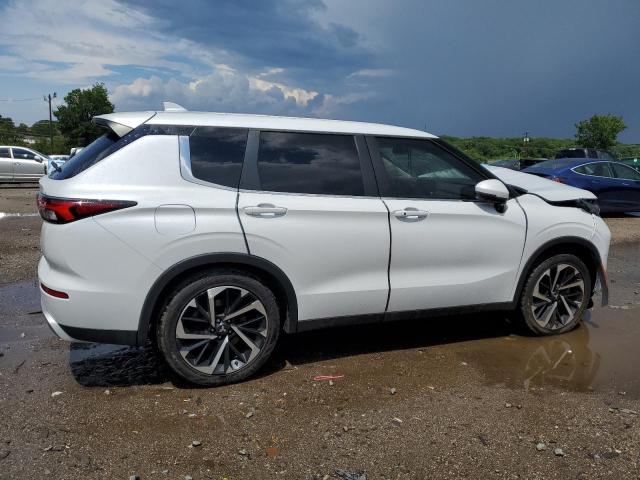 2022 MITSUBISHI OUTLANDER JA4J3UA81NZ019015