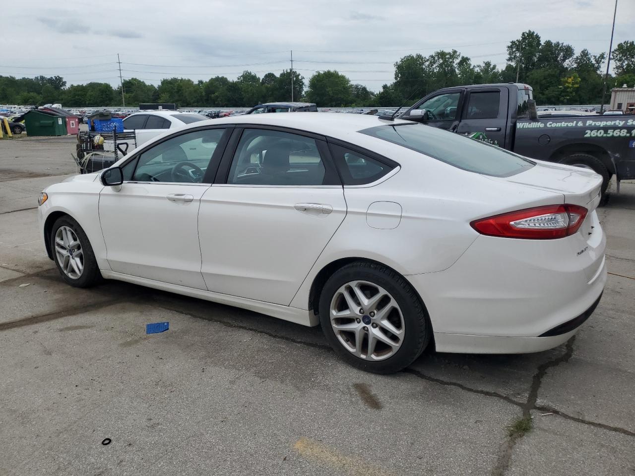 FORD FUSION SE