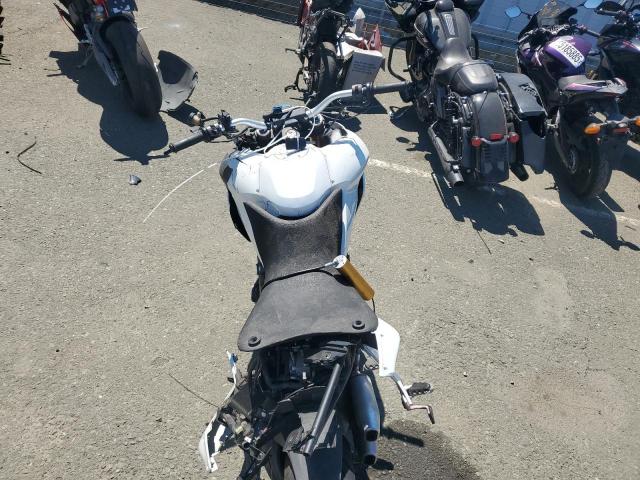 2010 DUCATI MULTISTRAD ZDM12BLW5AB004565