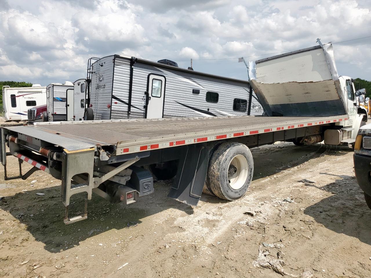 Lot #3291479950 2020 FREIGHTLINER M2 106 MED