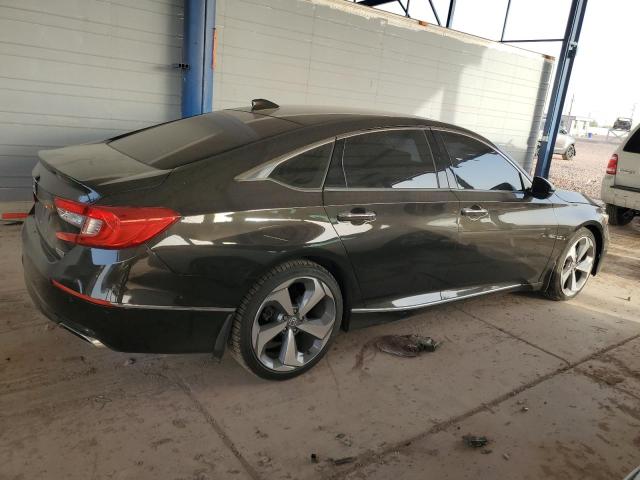 2018 HONDA ACCORD TOU 1HGCV1F95JA084498