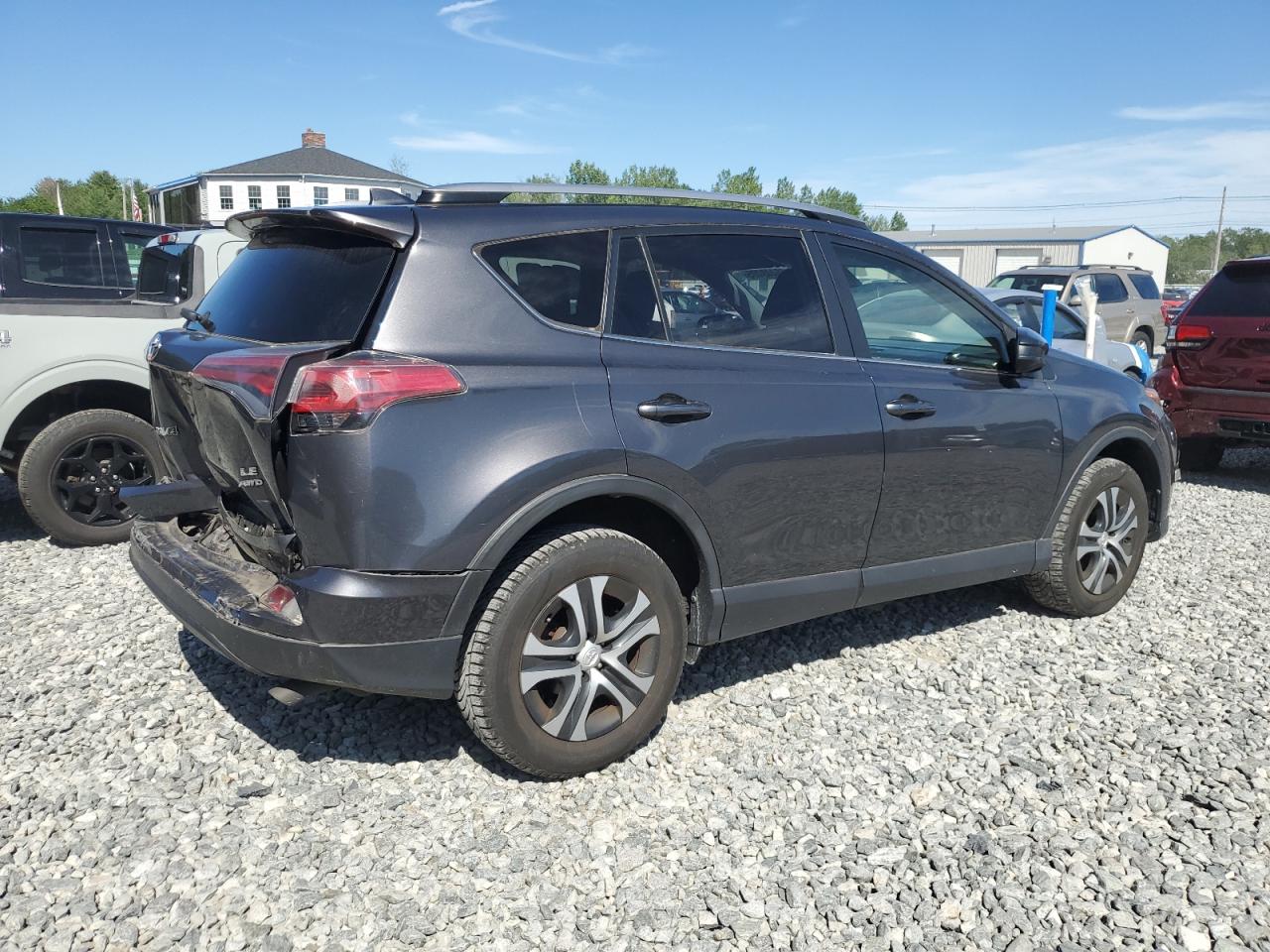TOYOTA RAV4 LE