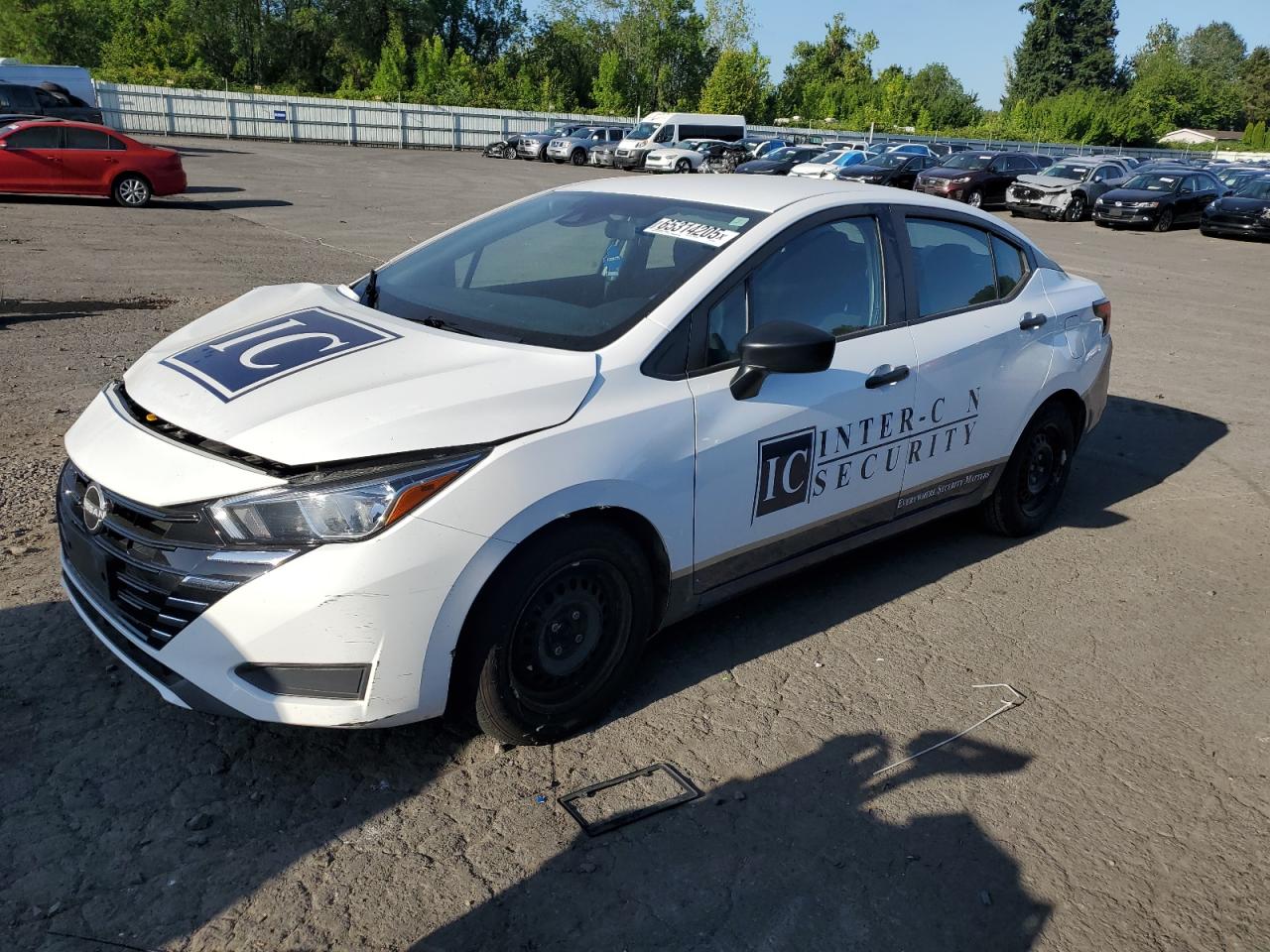 NISSAN VERSA S