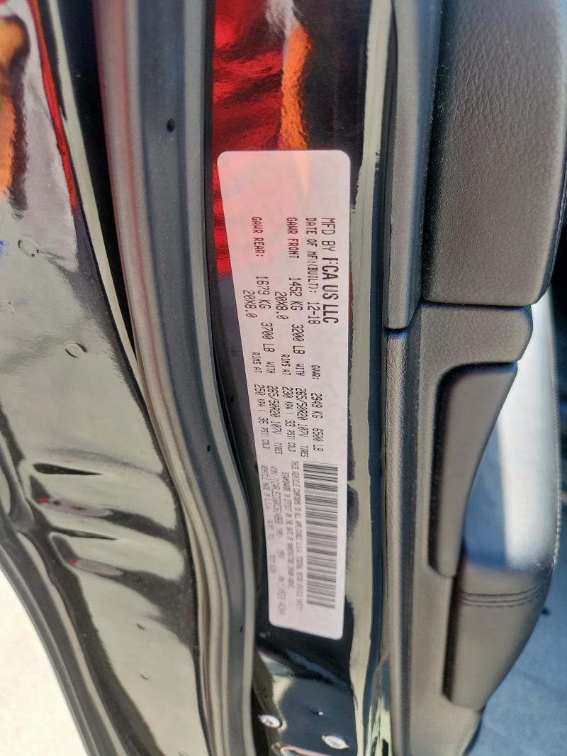 2019 JEEP GRAND CHEROKEE OVERLAND 1C4RJECG6KC614868