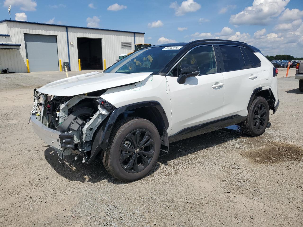 TOYOTA RAV4 XSE
