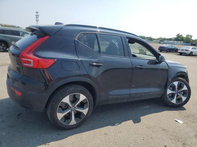 2024 VOLVO XC40 CORE YV4L12UK9R2373098