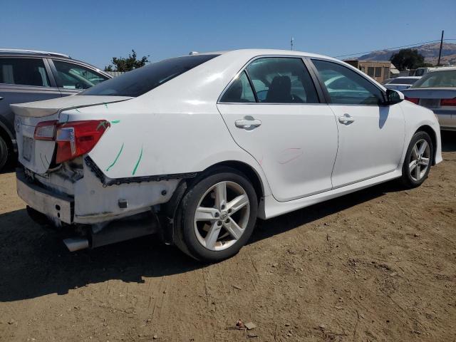 Vin: 4t1bf1fk4eu866902, lot: 61795655, toyota camry l 20143