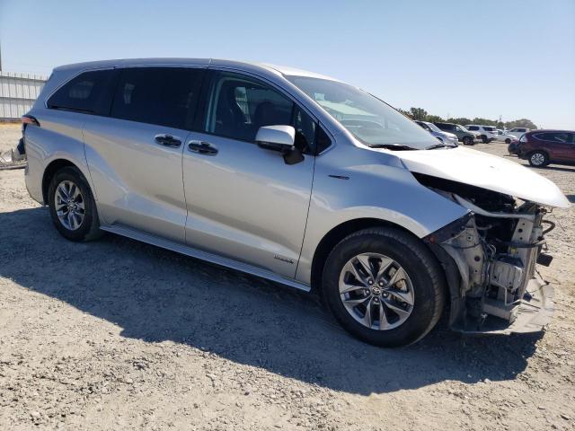 2021 TOYOTA SIENNA LE - 5TDKSKFC0MS022096