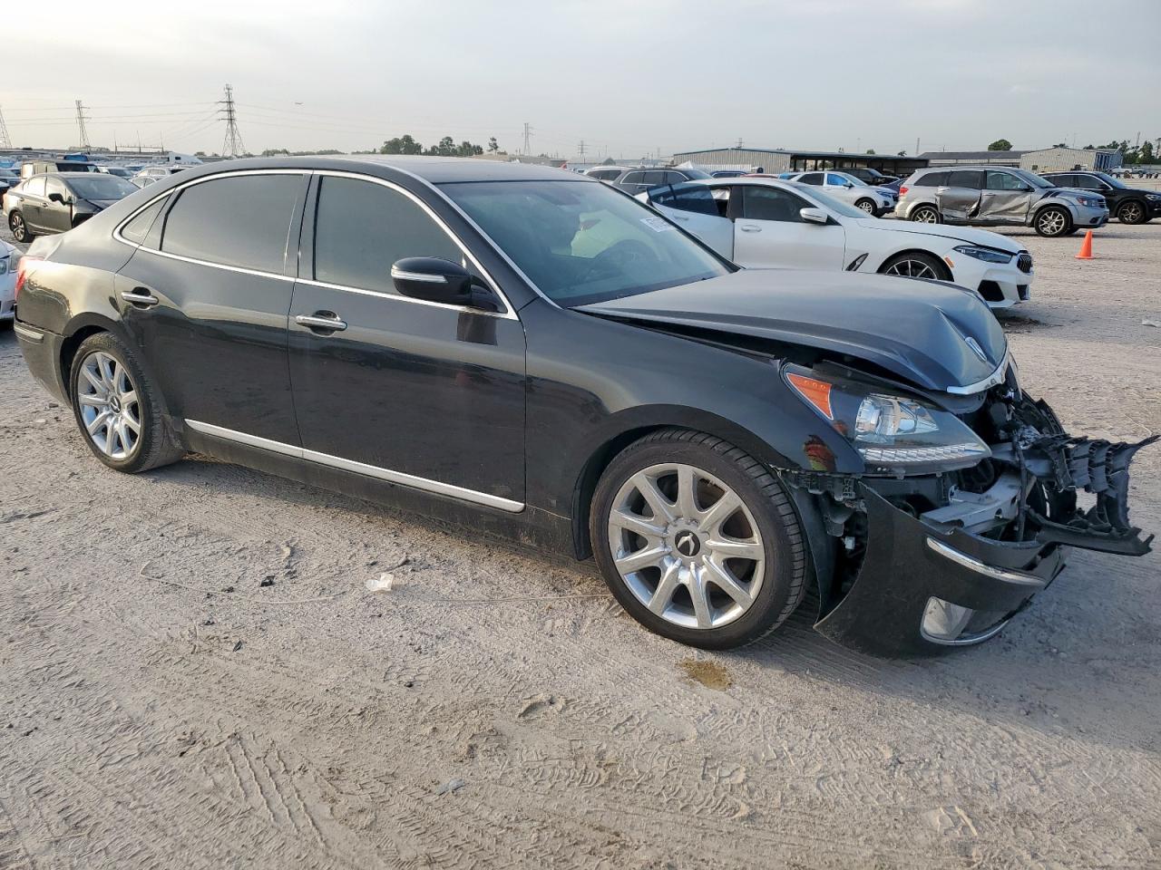 HYUNDAI EQUUS SIGNATURE