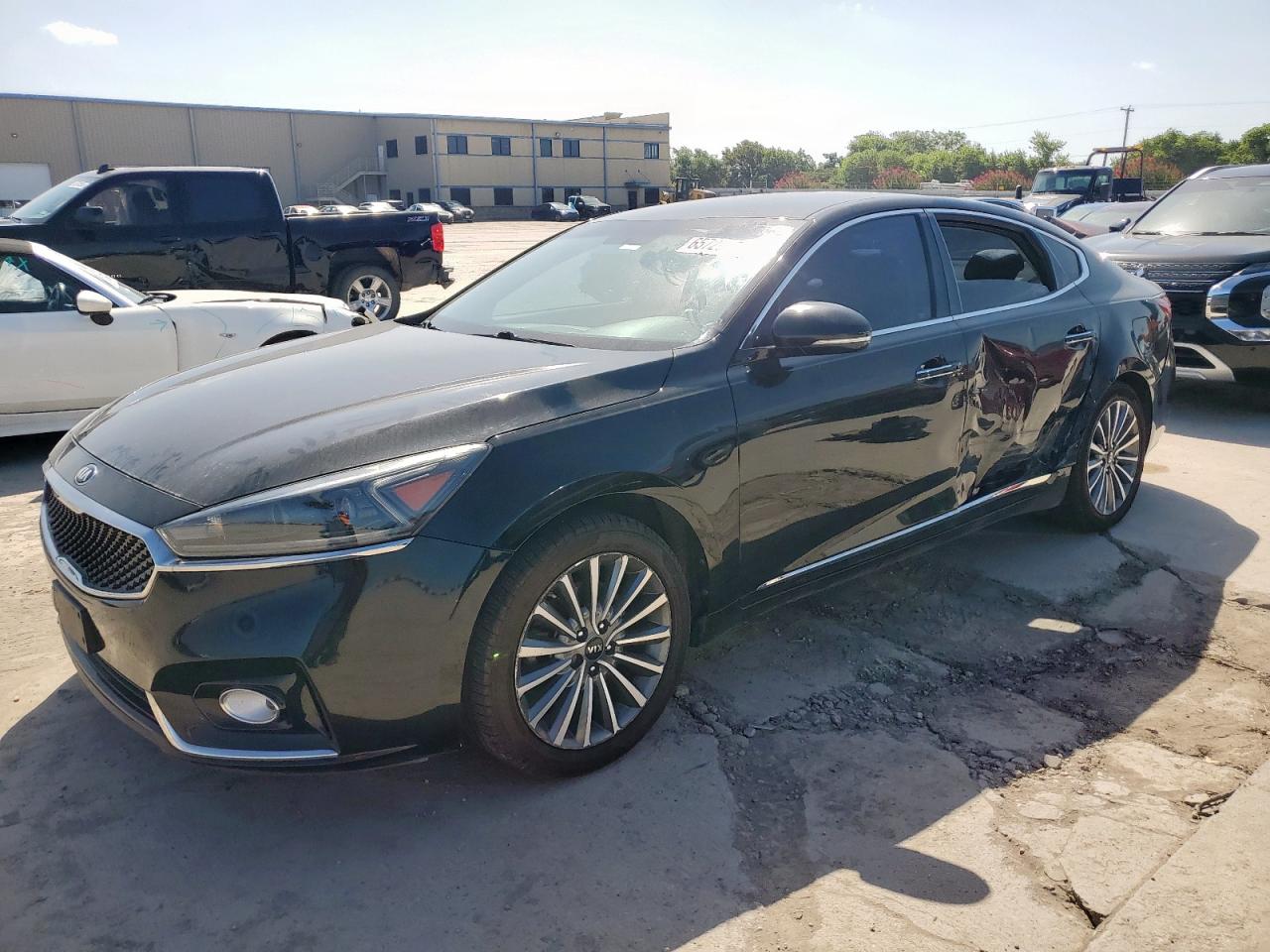 KIA CADENZA PREMIUM