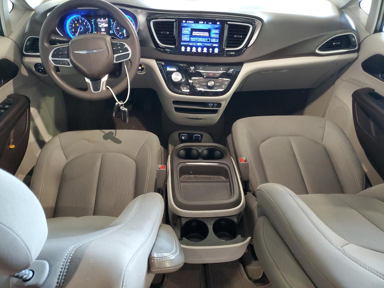 CHRYSLER PACIFICA TOURING L