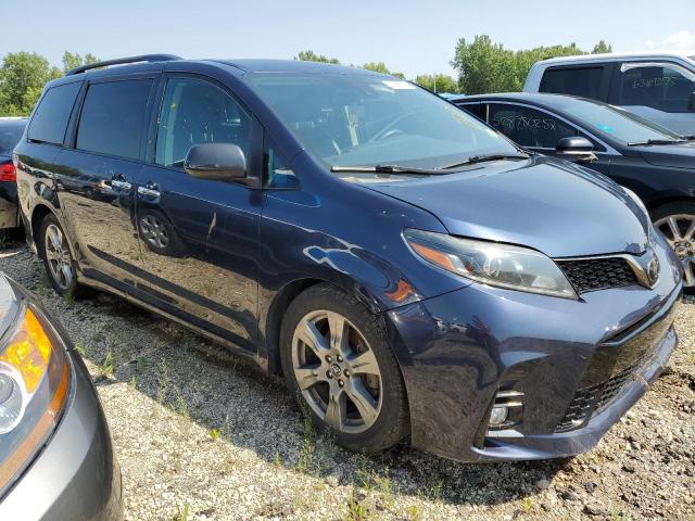 2018 TOYOTA SIENNA SE 5TDXZ3DC4JS951200