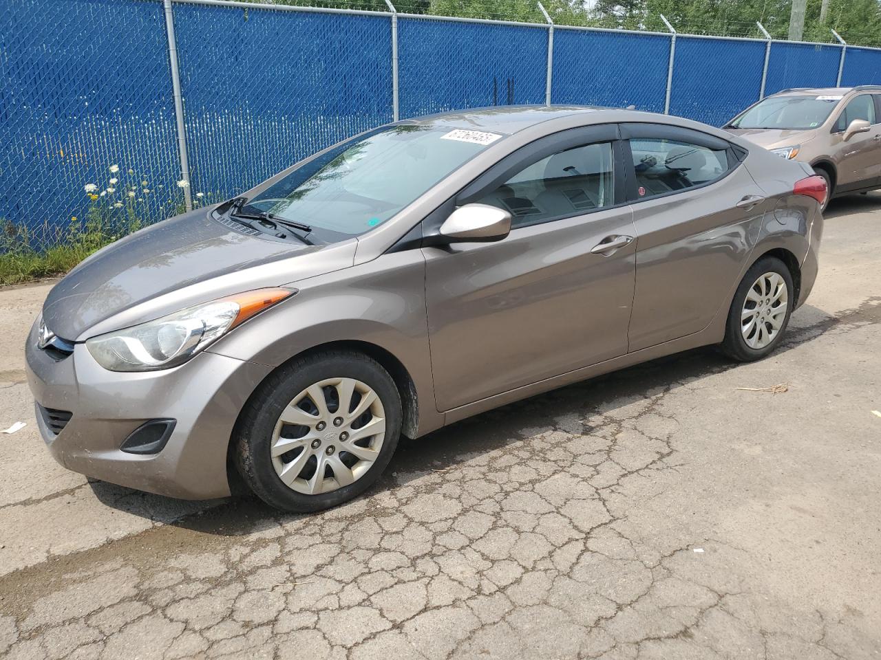 HYUNDAI ELANTRA GLS