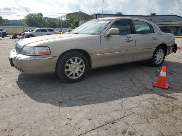 LINCOLN TOWN CAR SIGNATURE LIMITED