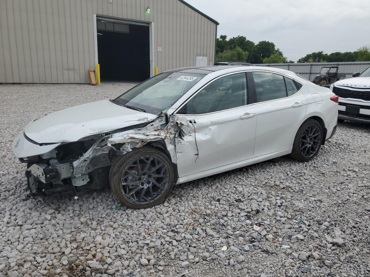 TOYOTA CAMRY XSE