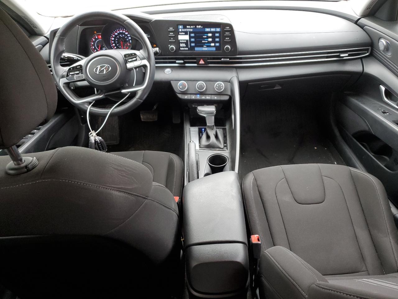 Hyundai Elantra se 2023
